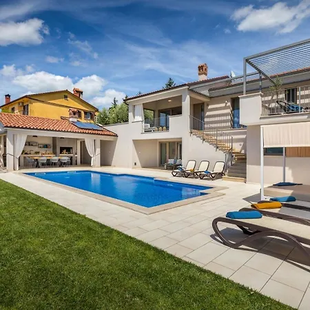 Rotonda Villa
