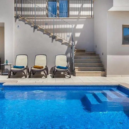 Rotonda Villa *